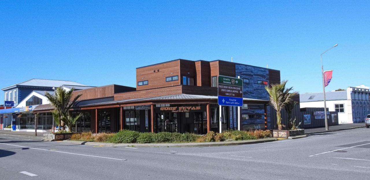 The Loft Apartments Westport Exterior photo