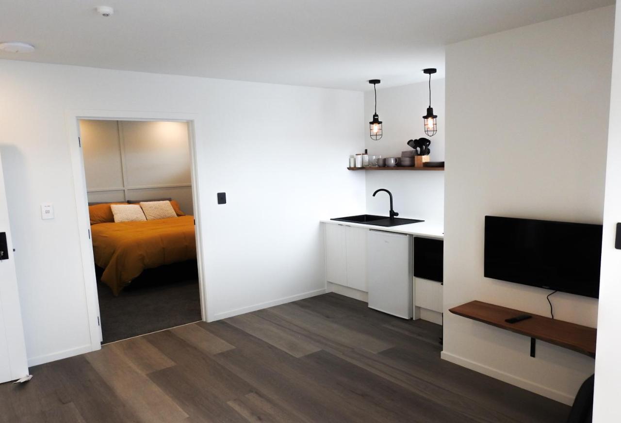 The Loft Apartments Westport Exterior photo